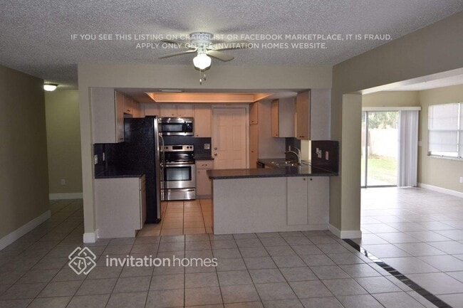 3481 Chickasaw Cir in Greenacres, FL - Foto de edificio - Building Photo