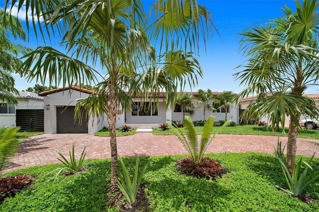 property at 3925 SW 5th Terrace