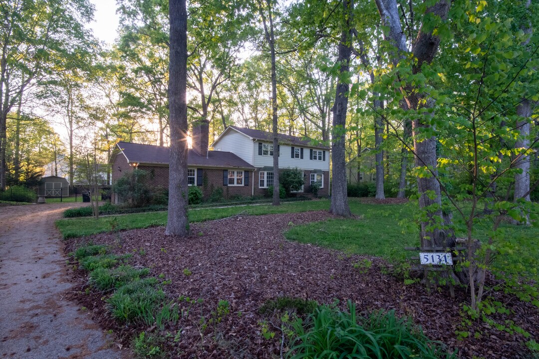 5131 Sourwood Rd in Durham, NC - Building Photo