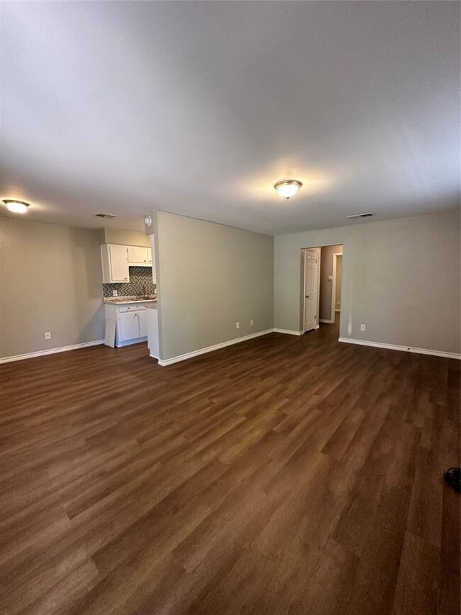 property at 4805 Teri Rd