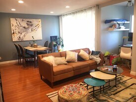 125 Allen Ave, Unit 218 in Pasadena, CA - Building Photo
