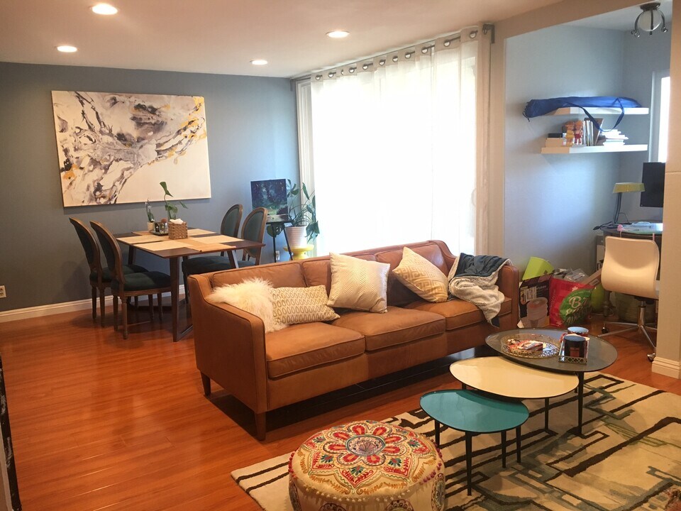 125 Allen Ave, Unit 218 in Pasadena, CA - Building Photo