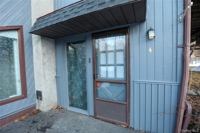 property at 1116 NY-28