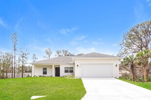 17457 Waco Ave in Port Charlotte, FL - Building Photo