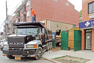 2324 Broadway in Astoria, NY - Building Photo - Building Photo