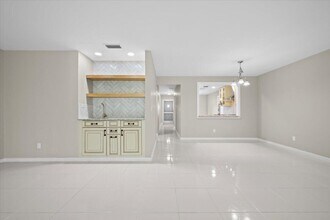 11888 Suellen Cir in Wellington, FL - Building Photo - Building Photo