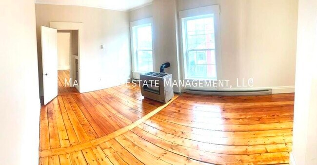 3 Cushing St-Unit -2 in Winterport, ME - Building Photo - Building Photo
