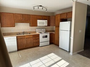 3980 Village Park Ct in Winston-Salem, NC - Building Photo - Building Photo