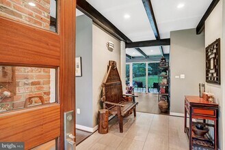 3416 Barkley Dr in Fairfax, VA - Building Photo - Building Photo