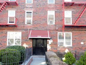 774 E 225th St in Bronx, NY - Building Photo - Building Photo