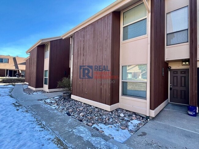 4313 N Carefree Cir in Colorado Springs, CO - Building Photo - Building Photo