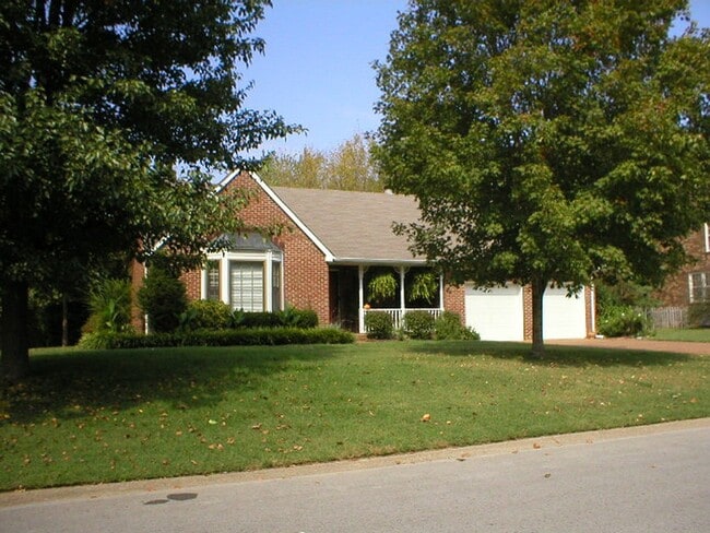 property at 1400 Kinnard Dr