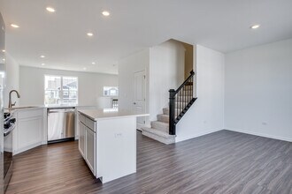 25662 W Yorkshire Dr in Plainfield, IL - Building Photo - Building Photo