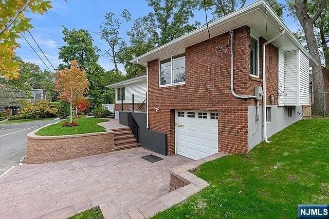 24 Irving Ave in Englewood Cliffs, NJ - Building Photo - Building Photo