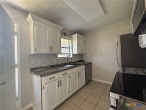 105 Tangerine Dr in Port Lavaca, TX - Building Photo - Building Photo