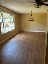 1913 Strickland Rd in Neptune Beach, FL - Building Photo - Building Photo