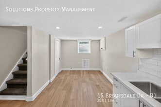 15 Briarsdale Dr in St Catharines, ON - Building Photo - Building Photo