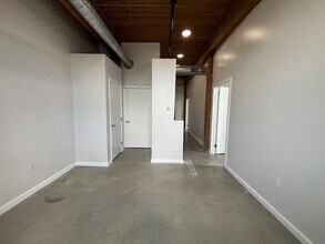 88 Gerrish Ave, Unit 108 in Chelsea, MA - Building Photo - Building Photo