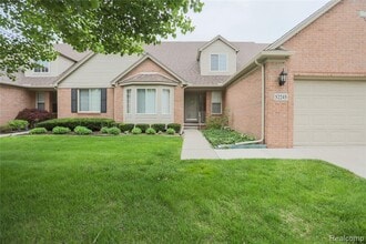 52245 Silvanna Ln in Macomb, MI - Building Photo - Building Photo