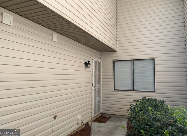 property at 8577 Parkside Dr