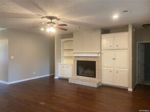 154 E Poplar St in Prattville, AL - Foto de edificio - Building Photo