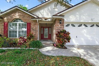 1727 Canopy Oaks Dr in Orange Park, FL - Building Photo - Building Photo