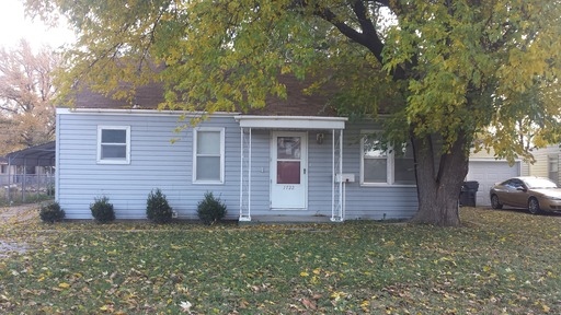 1722 S Madison Ave in Wichita, KS - Building Photo