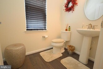 8017 Greenbelt Station Pkwy in Greenbelt, MD - Building Photo - Building Photo