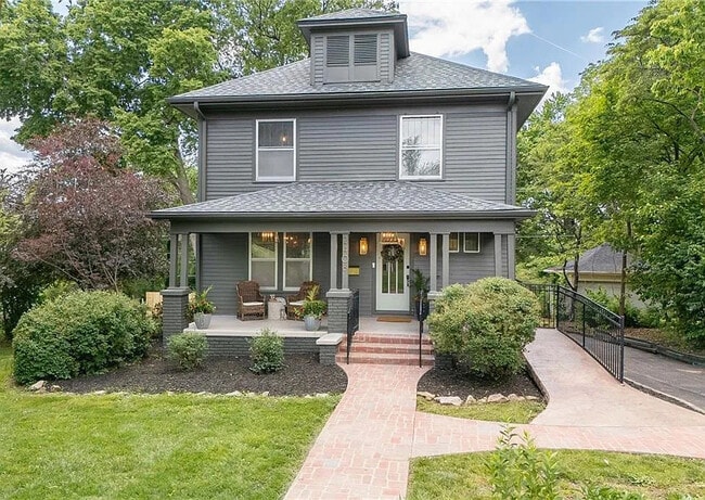 2408 Ashland Ave