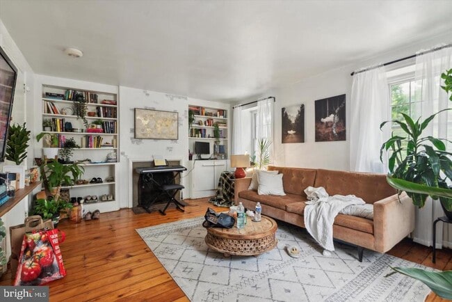 property at 23 W Walnut Ln