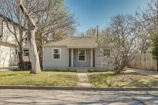 2933 Moss St in Austin, TX - Building Photo