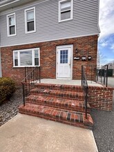 493-495 Belmont St in Brockton, MA - Foto de edificio - Building Photo