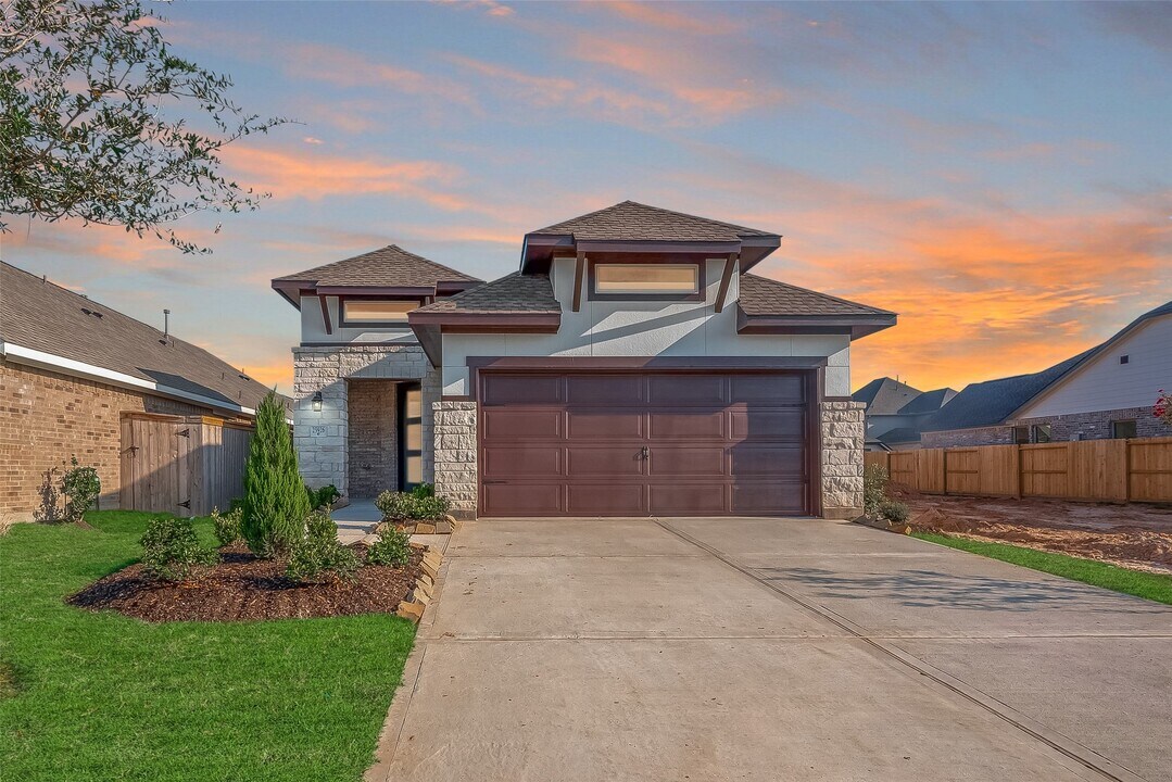 25926 Horizon Star Ln in Richmond, TX - Building Photo