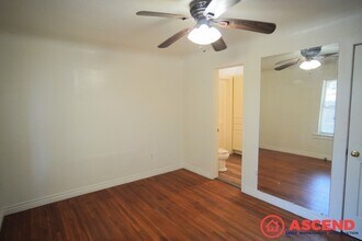 512 Woodrow Ave in Bakersfield, CA - Building Photo - Building Photo