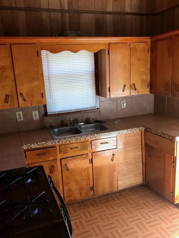 411 Gordon St in Lafayette, LA - Foto de edificio - Building Photo