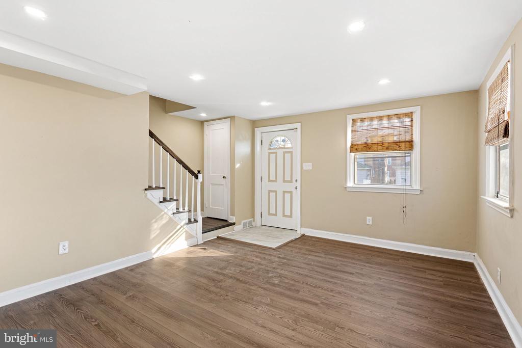 112 Juliana Terrace in Collingdale, PA - Building Photo