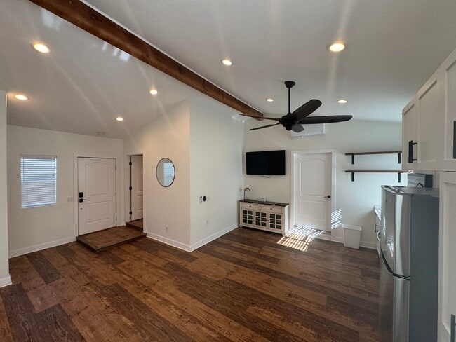 property at 1208 Little Oaks Ln