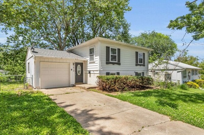 814 N Wigwam Trail