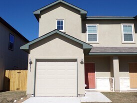 111 Peruna Dr in Marble Falls, TX - Building Photo