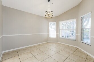 4425 Preston Woods Dr in Valrico, FL - Building Photo - Building Photo