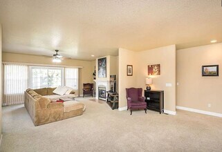 1107 Harvest Dr in College Place, WA - Building Photo - Building Photo