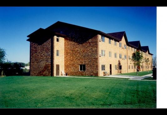 West Creek Woods Senior Community in Sioux Falls, SD - Building Photo