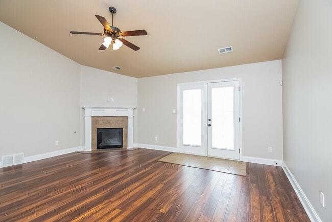 2851 S Hartland in Southaven, MS - Building Photo - Building Photo