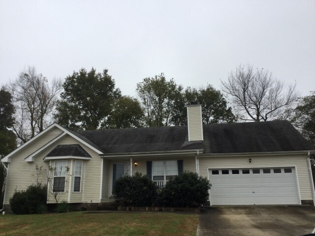 4021 New Grange Cir in Clarksville, TN - Building Photo