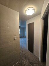 Sleepy Hollow Apartments in Pittsburgh, PA - Building Photo - Building Photo