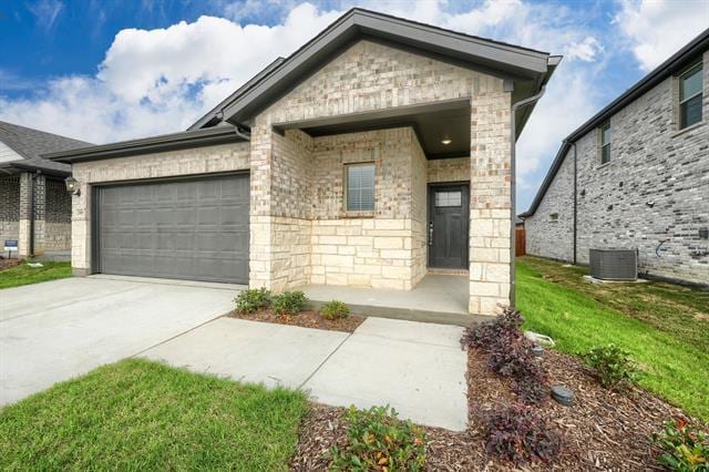 property at 3909 Sandstone Ln