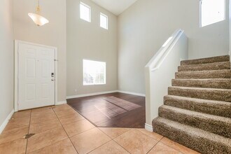 5305 N Santa Fe Heights St in North Las Vegas, NV - Building Photo - Building Photo