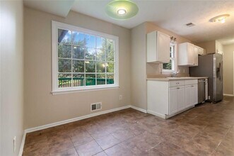 3980 Guilford Ct NW in Lilburn, GA - Building Photo - Building Photo