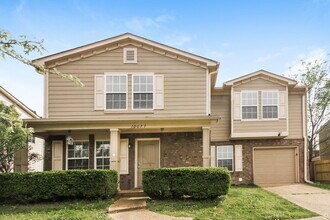 10027 Branley Oak Dr in Cordova, TN - Building Photo - Building Photo