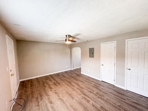 1110 E Highland Ave in Phoenix, AZ - Building Photo - Building Photo